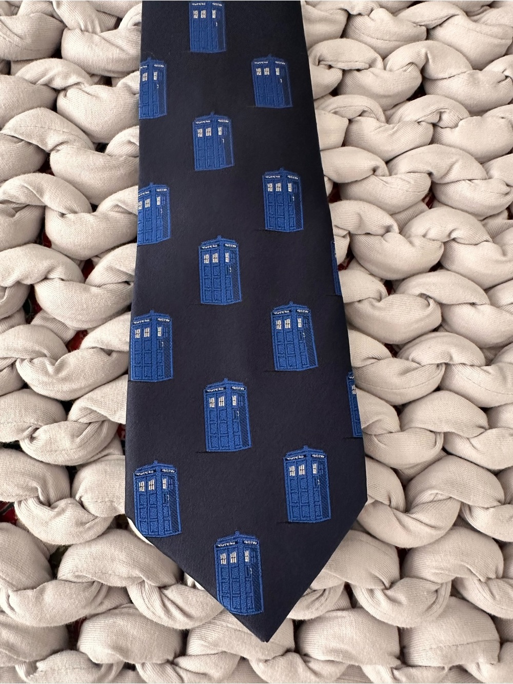 Navy Blue TARDIS Pattern Men's Silk Tie
